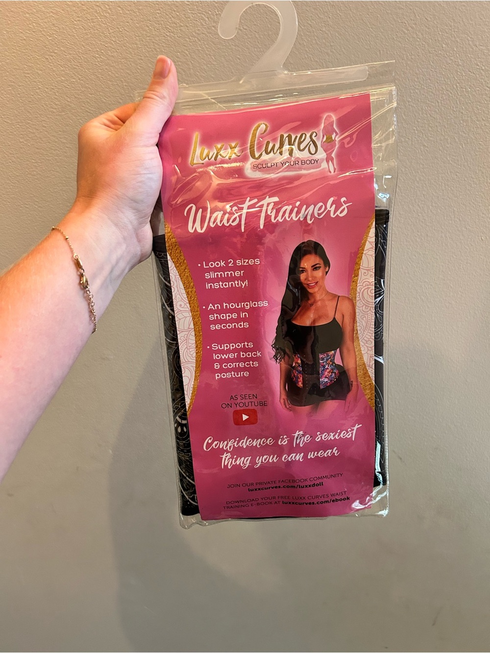Luxx Curves Waist Trainer in Black with Pink Packaging